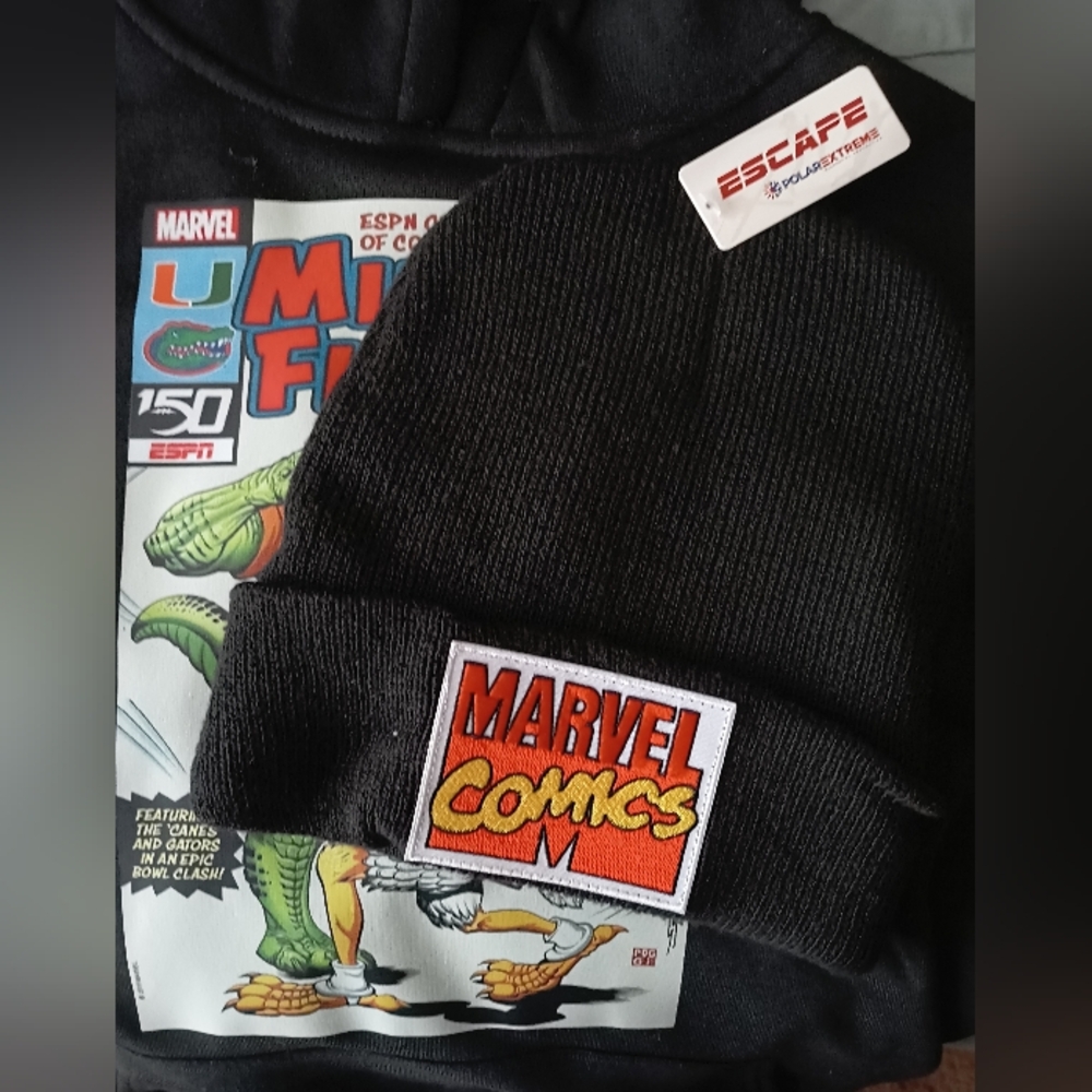 4xl Men Black custome hoodie,Free Marvel Comics Beanie With Purchase